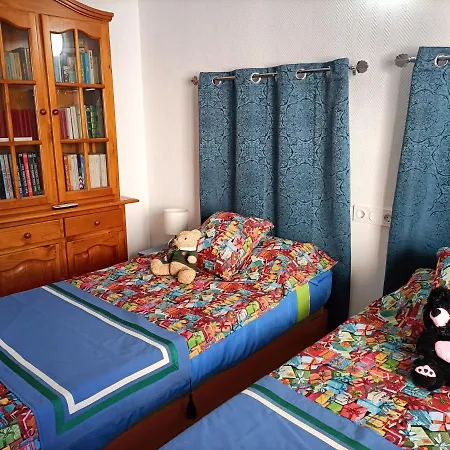 Denia Apartament *